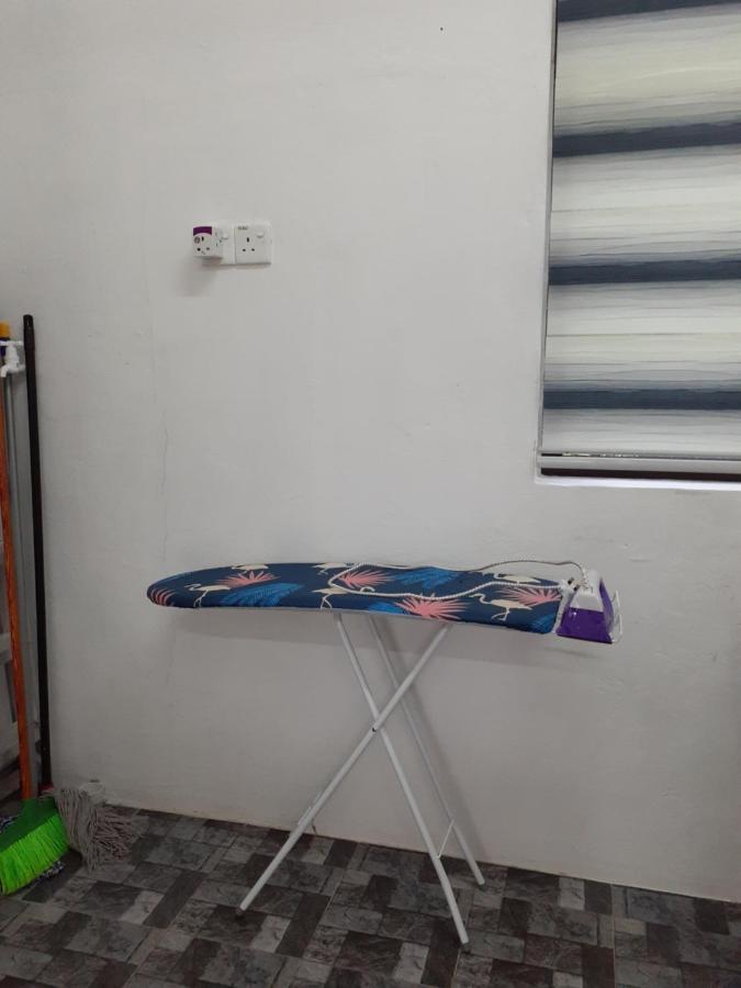 Homestay Idaman B B With 2 Room Aircond 2 Quen Bed And Not Sharing Room -Privacy Κουάλα Τερενγκάνου Εξωτερικό φωτογραφία