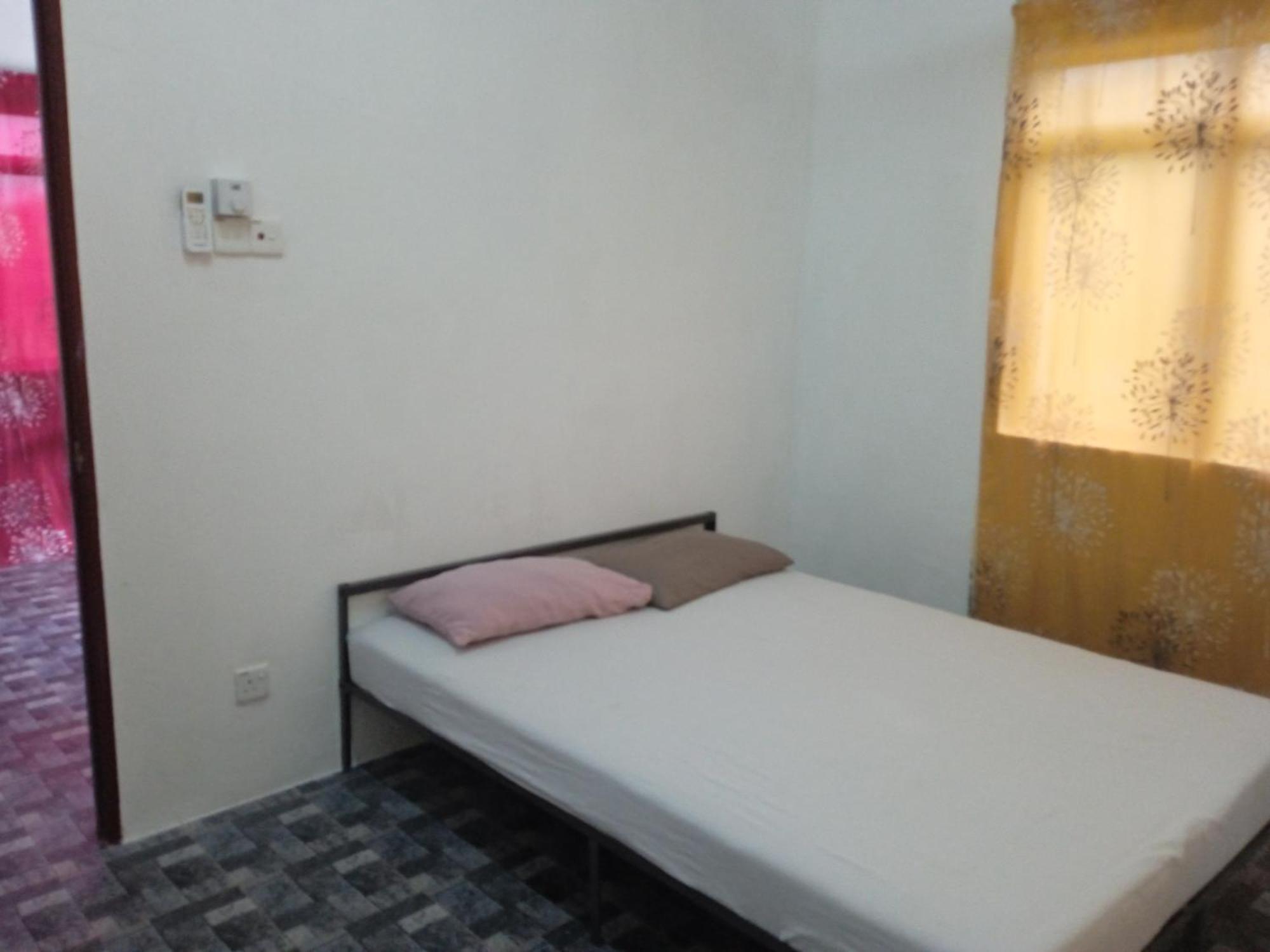 Homestay Idaman B B With 2 Room Aircond 2 Quen Bed And Not Sharing Room -Privacy Κουάλα Τερενγκάνου Εξωτερικό φωτογραφία