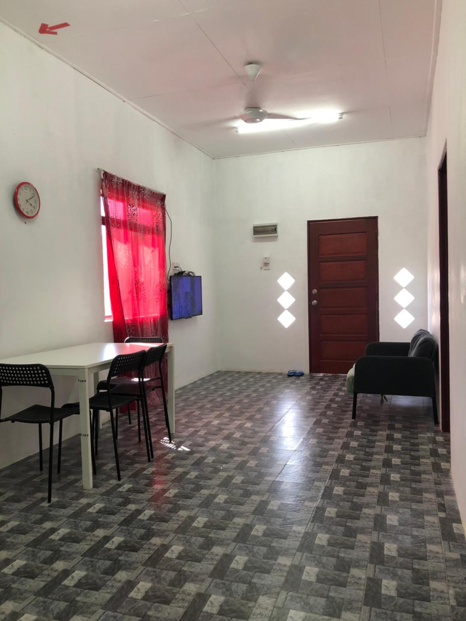 Homestay Idaman B B With 2 Room Aircond 2 Quen Bed And Not Sharing Room -Privacy Κουάλα Τερενγκάνου Εξωτερικό φωτογραφία
